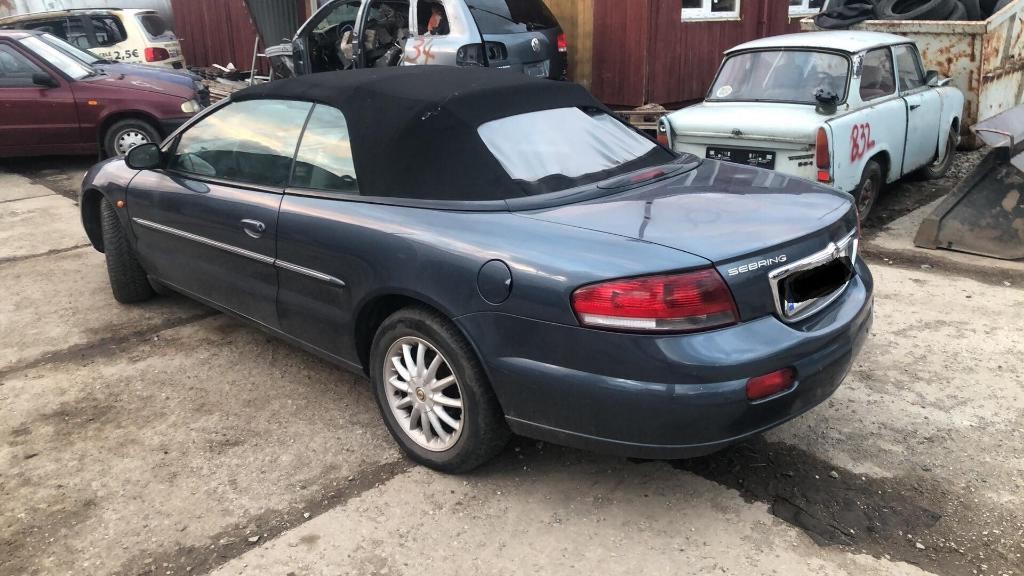 Chrysler Sebring 2,0 16v 104kw kód: ECC