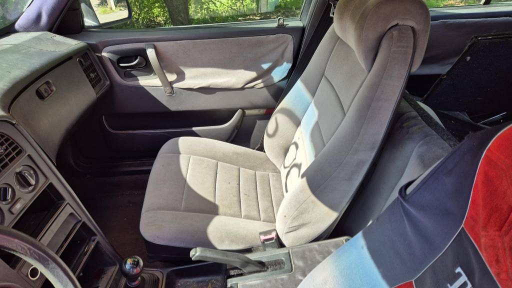 SAAB 9000 S 2,0i 96kw kód motora: B2023