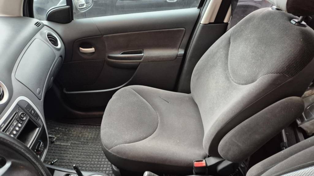 Citroen C3 1,4i 54kw kód: KFV