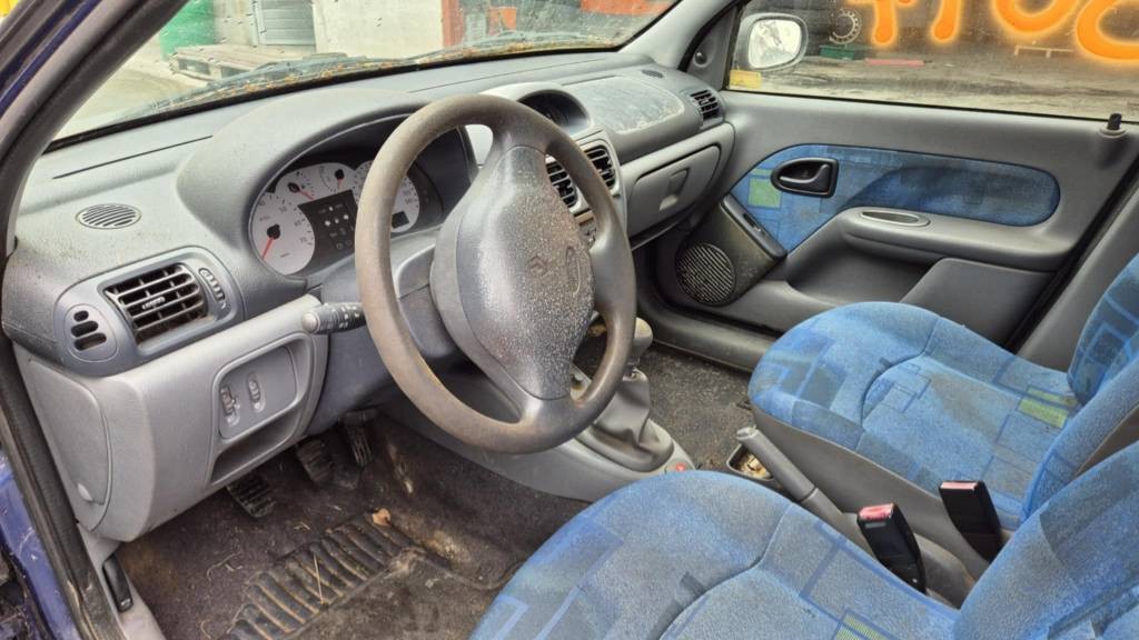 Renault Clio 1,2i 43kw kód motora: D4FD7