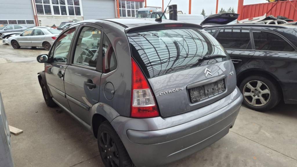 Citroen C3 1,4i 54kw kód: KFV
